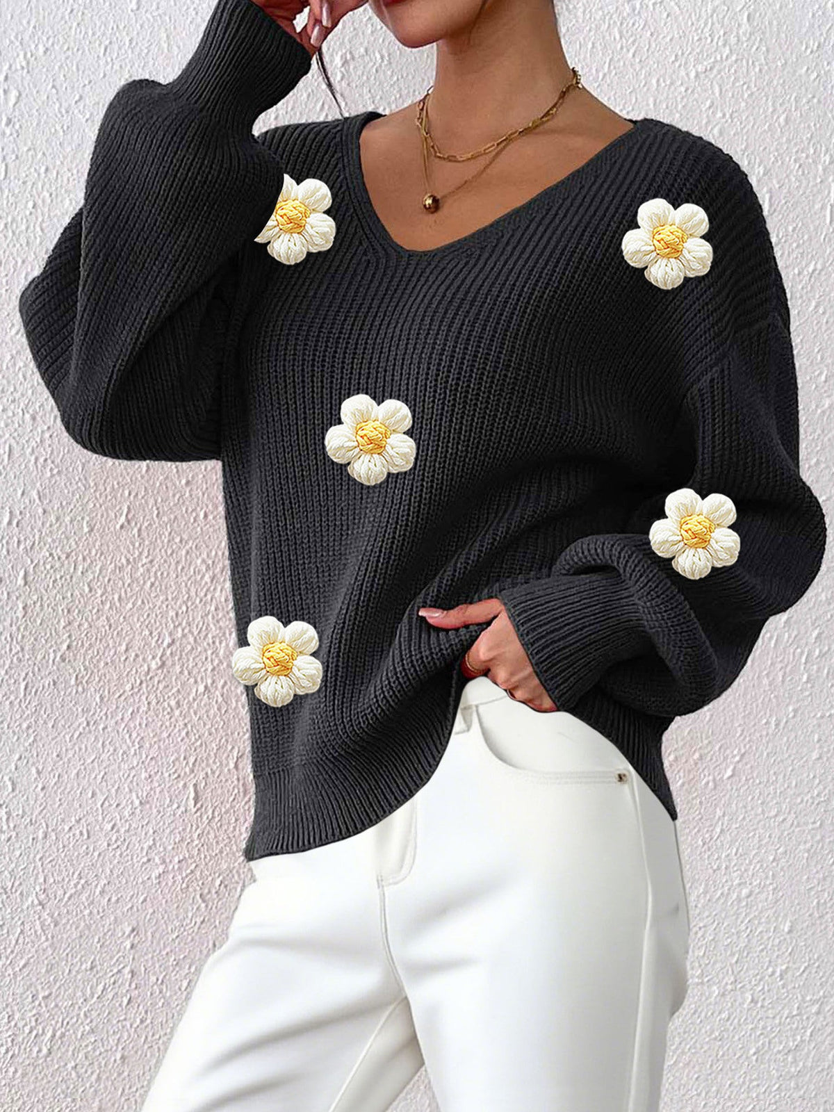 Teresa Flower Appliqué V Neck Jumper in Black