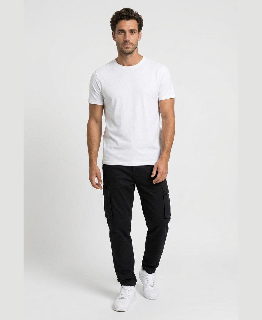 Reid Cargo Trousers men's bottoms in black, front view 9:11