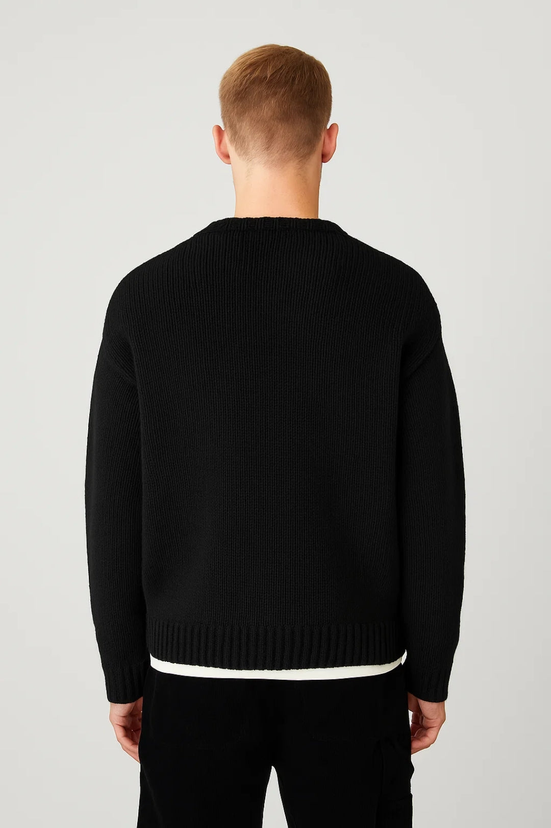 Thomas Chunky Crew Neck Jumper in Black