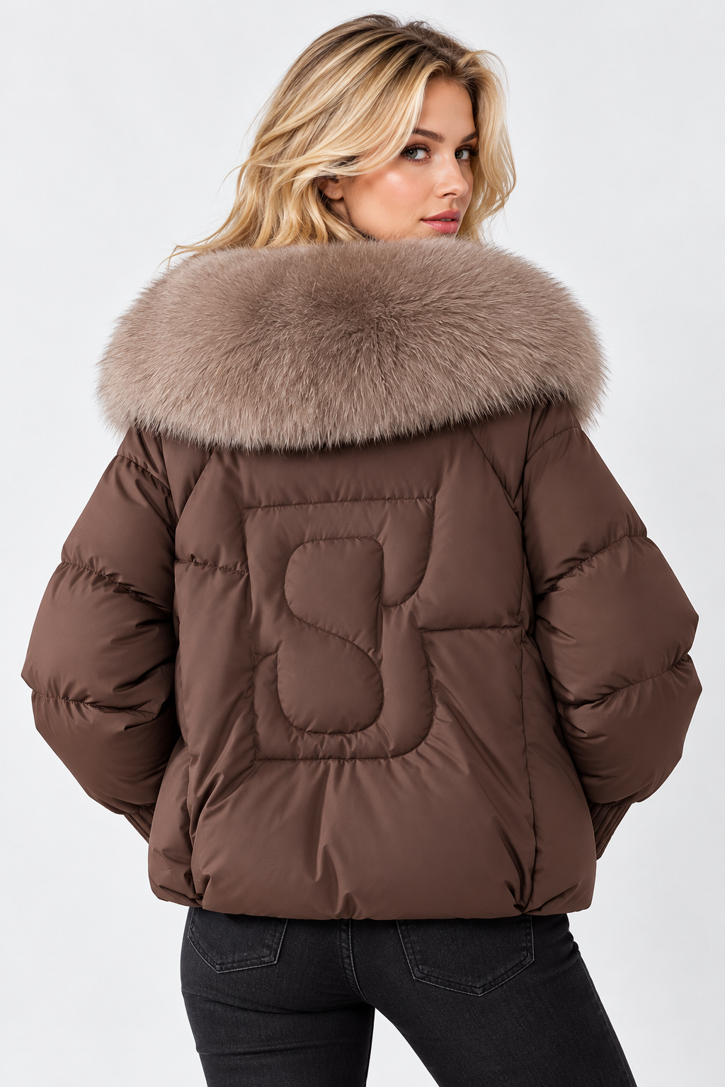 Doudoune oversize pour femme avec grand col en fourrure