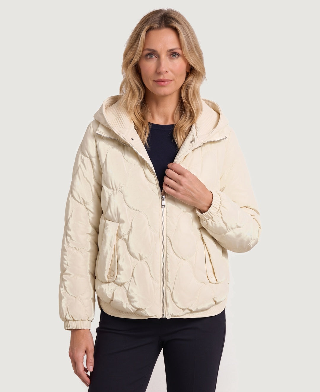 Short Quilted Puffer Jacket Knit Hood cream front view