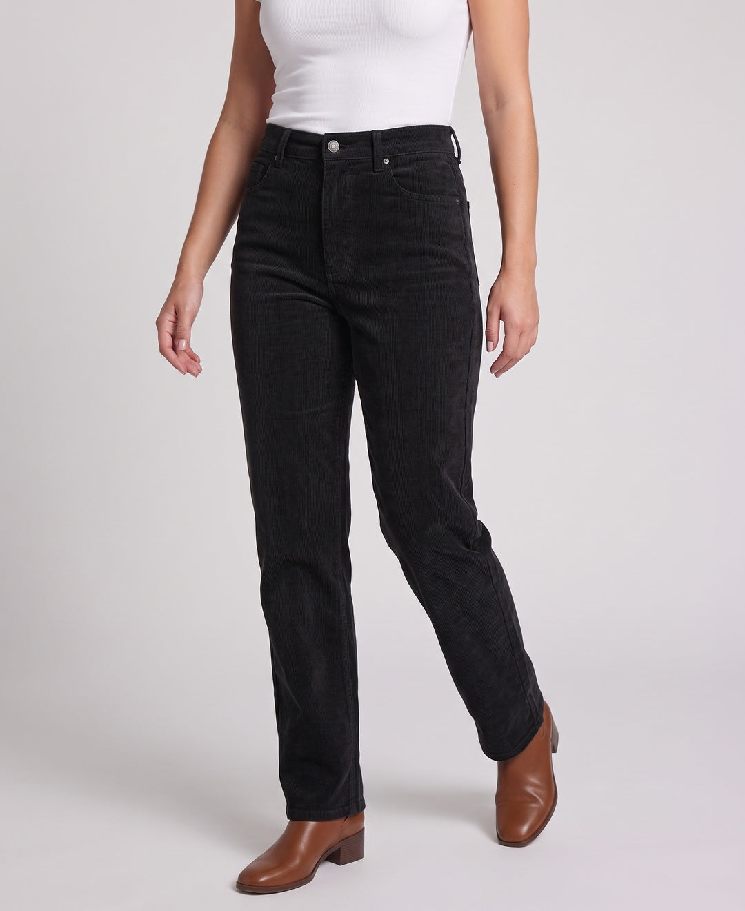 Paloma Trousers in Black corduroy, front view