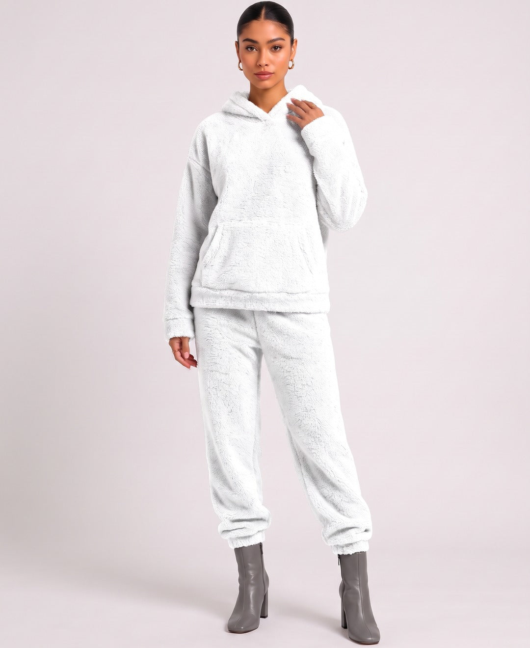 Freya Teddy Fleece Set in White, front view