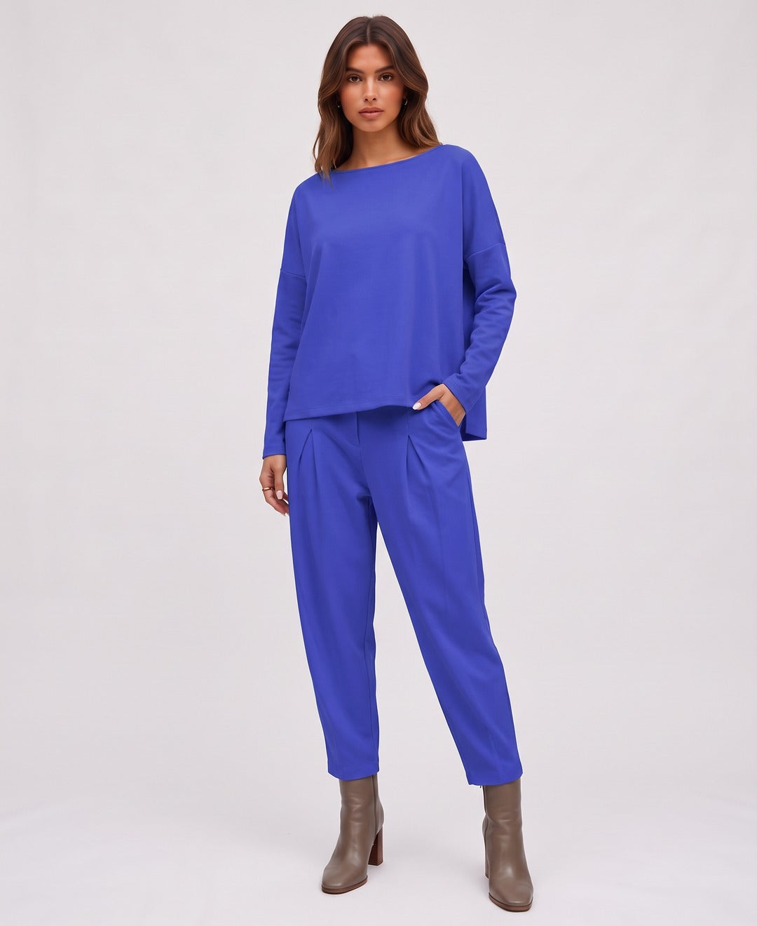 Yvette Boatneck Set in Blue, front view