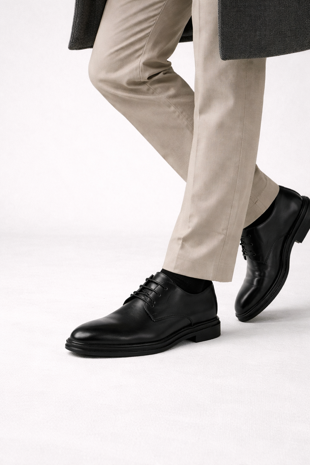 Adam Lace Up Derby Shoes in Matte Black