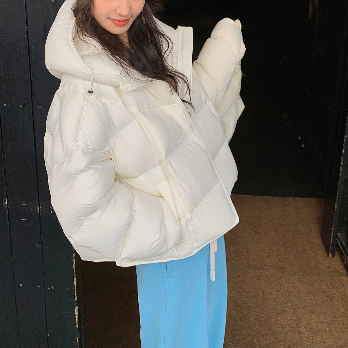 Linda Short Boxy Puffer Jacket in Cream
