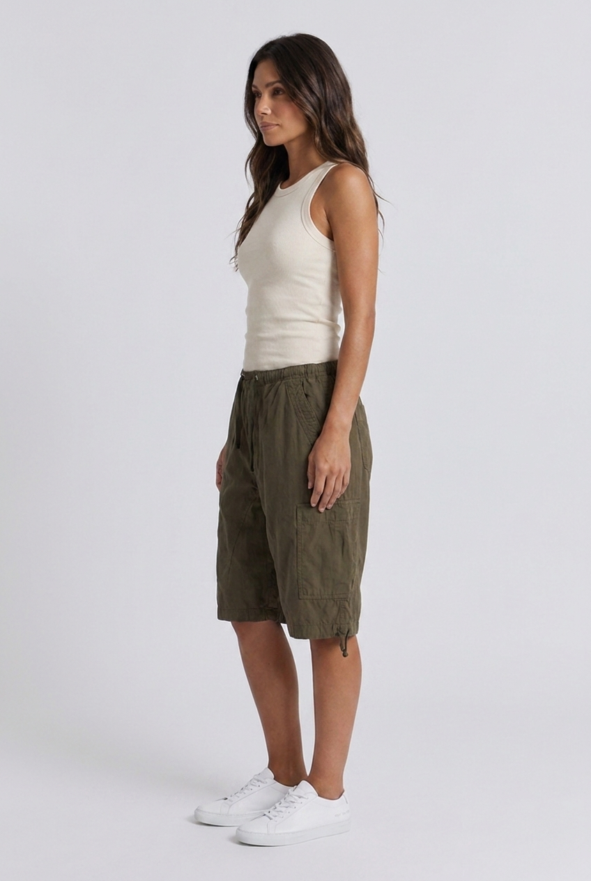 Olive knee length baggy cargo shorts side