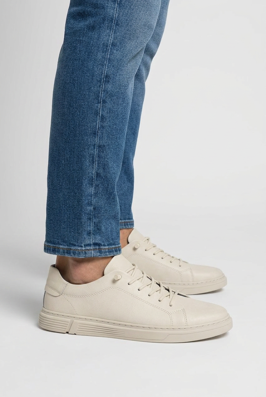 Carter men's minimalist leather-look low-top trainers in off white, side view