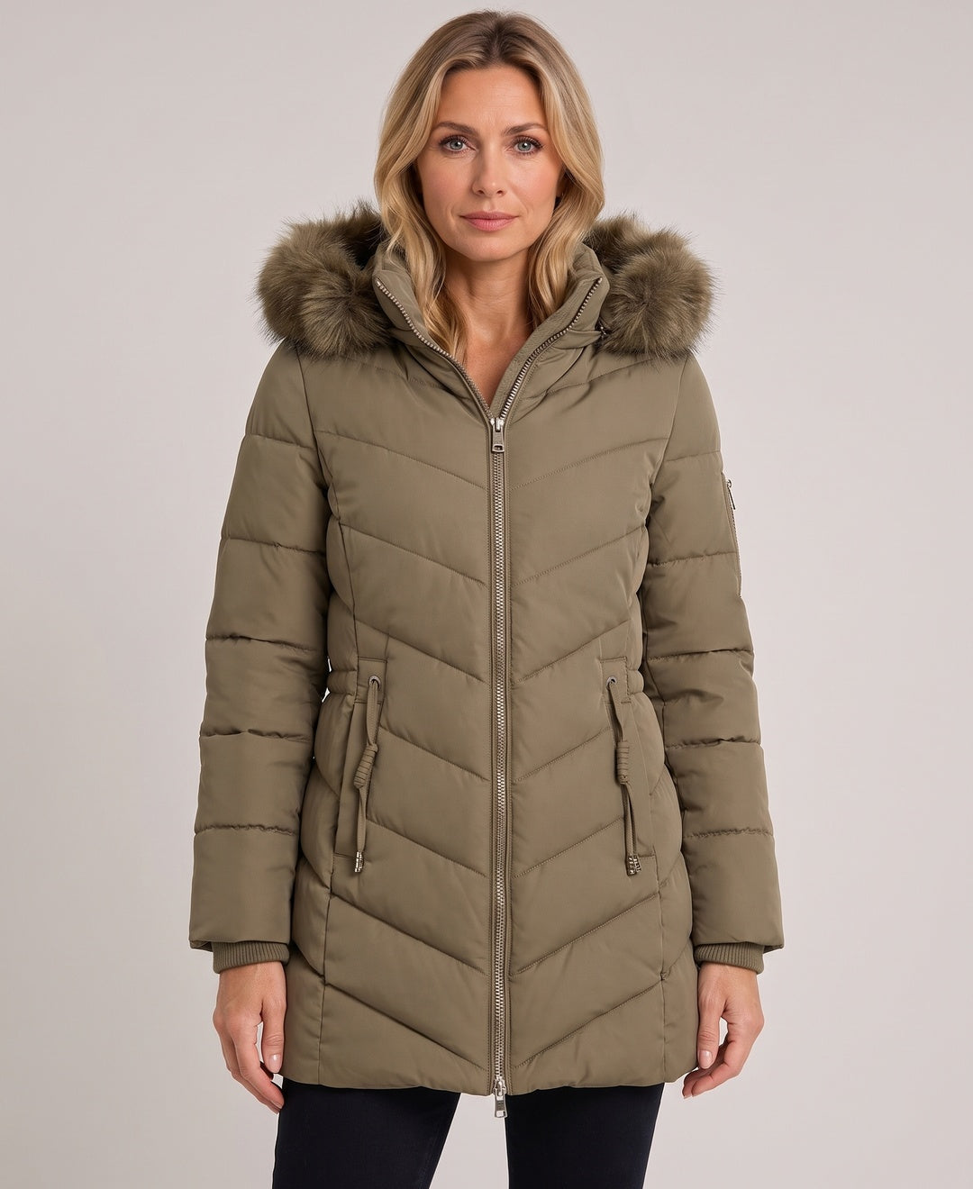 Soline Slim Chevron Puffer Parka in Khaki