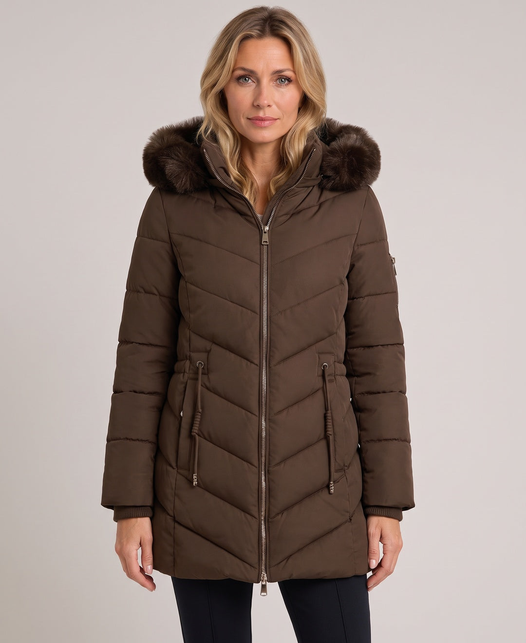 Soline Slim Chevron Puffer Parka in Brown