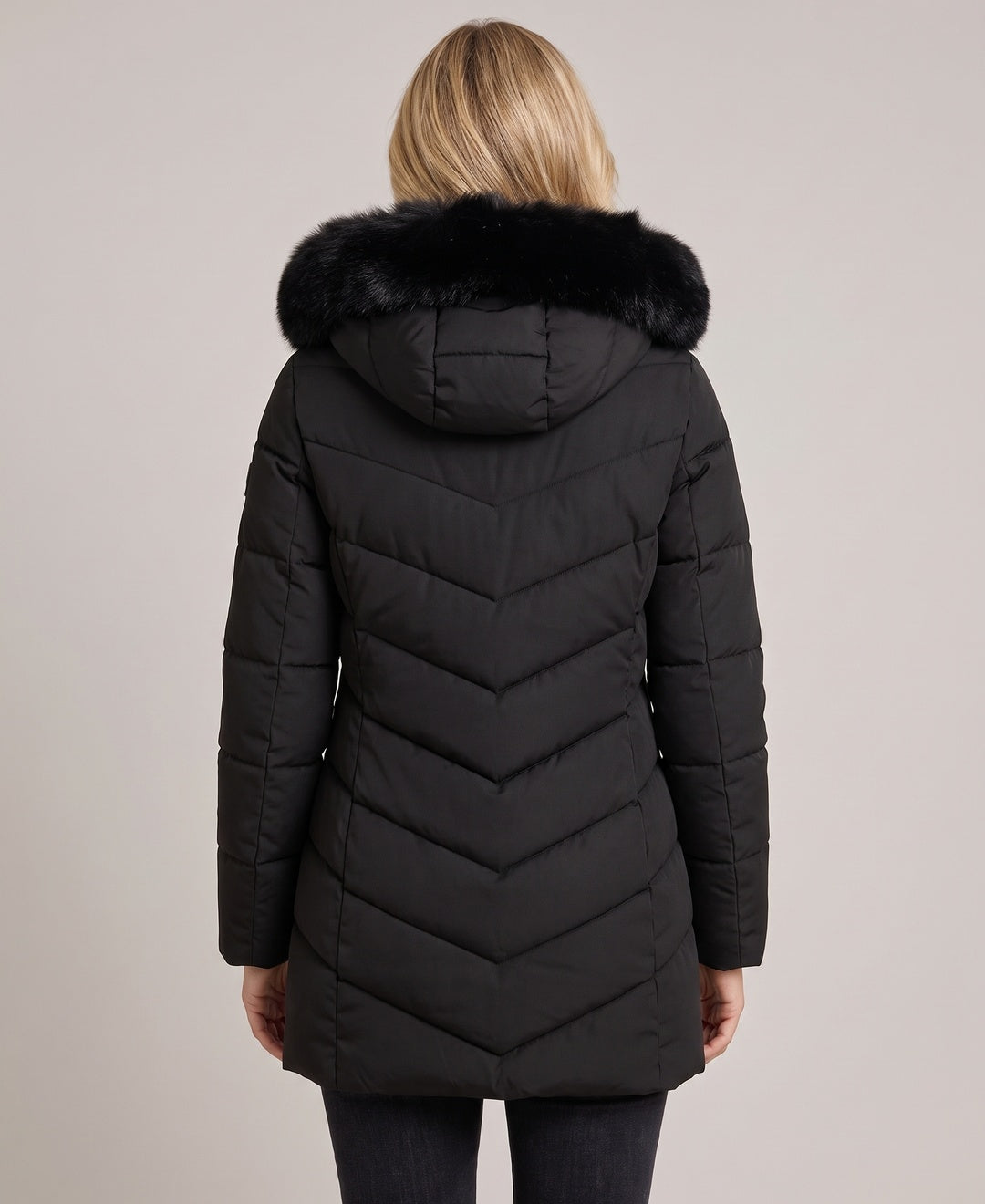 Soline Slim Chevron Puffer Parka in Black