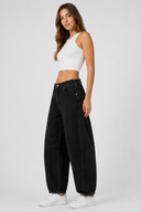 Brenna Barrel Jeans