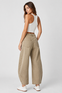 Brenna Barrel Jeans